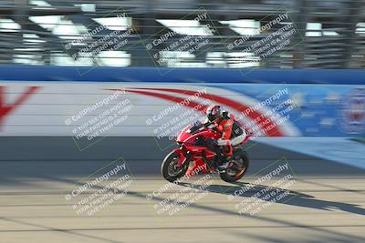 media/Nov-26-2022-Fastrack Riders (Sat) [[b001e85eef]]/Level 3/Session 1 Front Straight/